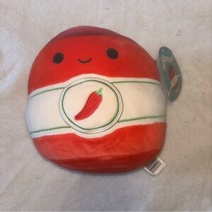 Squishmallows Illia the Sriracha Sauce 8” NWT